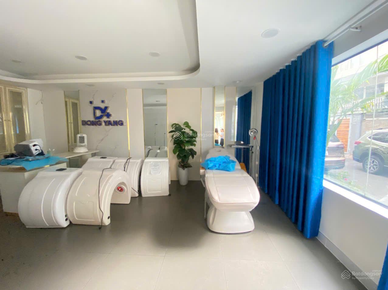 Cho thuê mặt tiền đường Nguyễn Văn Trỗi Quận Tân Bình 20x20 DTSD 1000m2