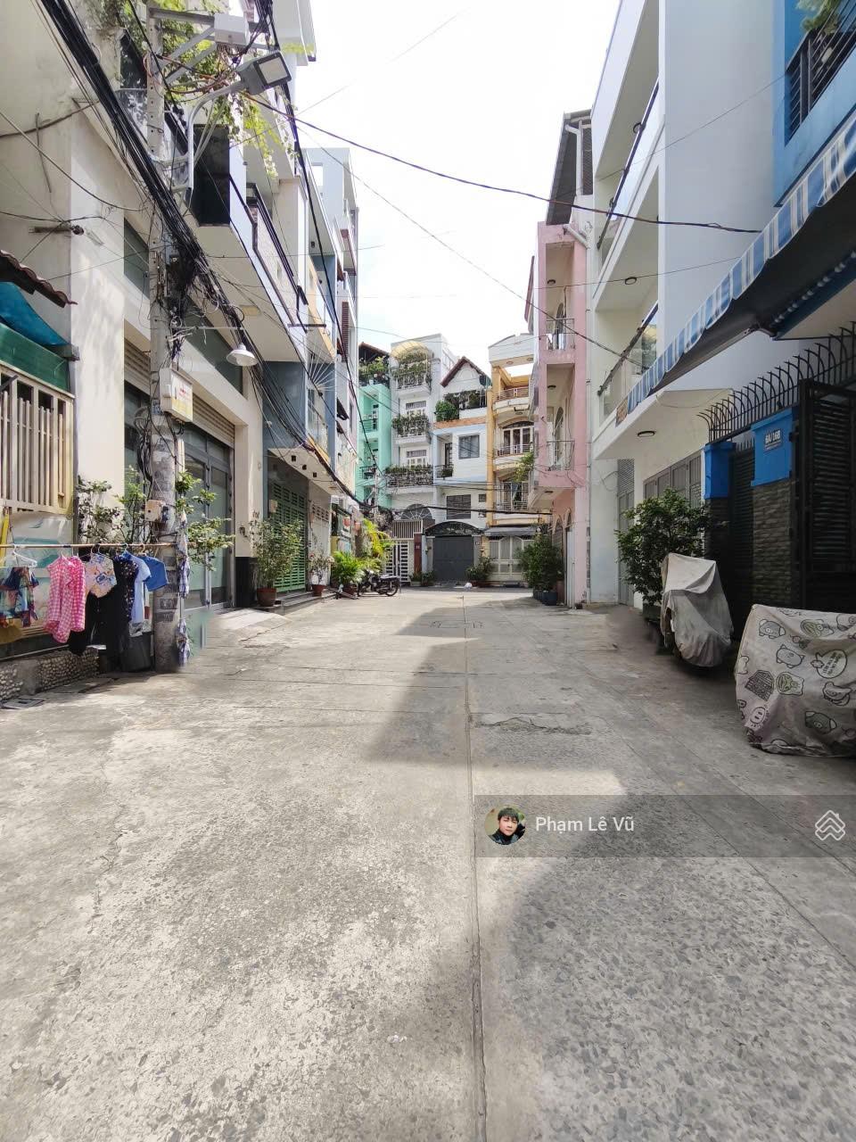 Nhà ngang 6,3x17m. HXH (8m) đường Nguyễn Cảnh Chân - Nguyễn Trãi, Q1. 19,5 tỷ