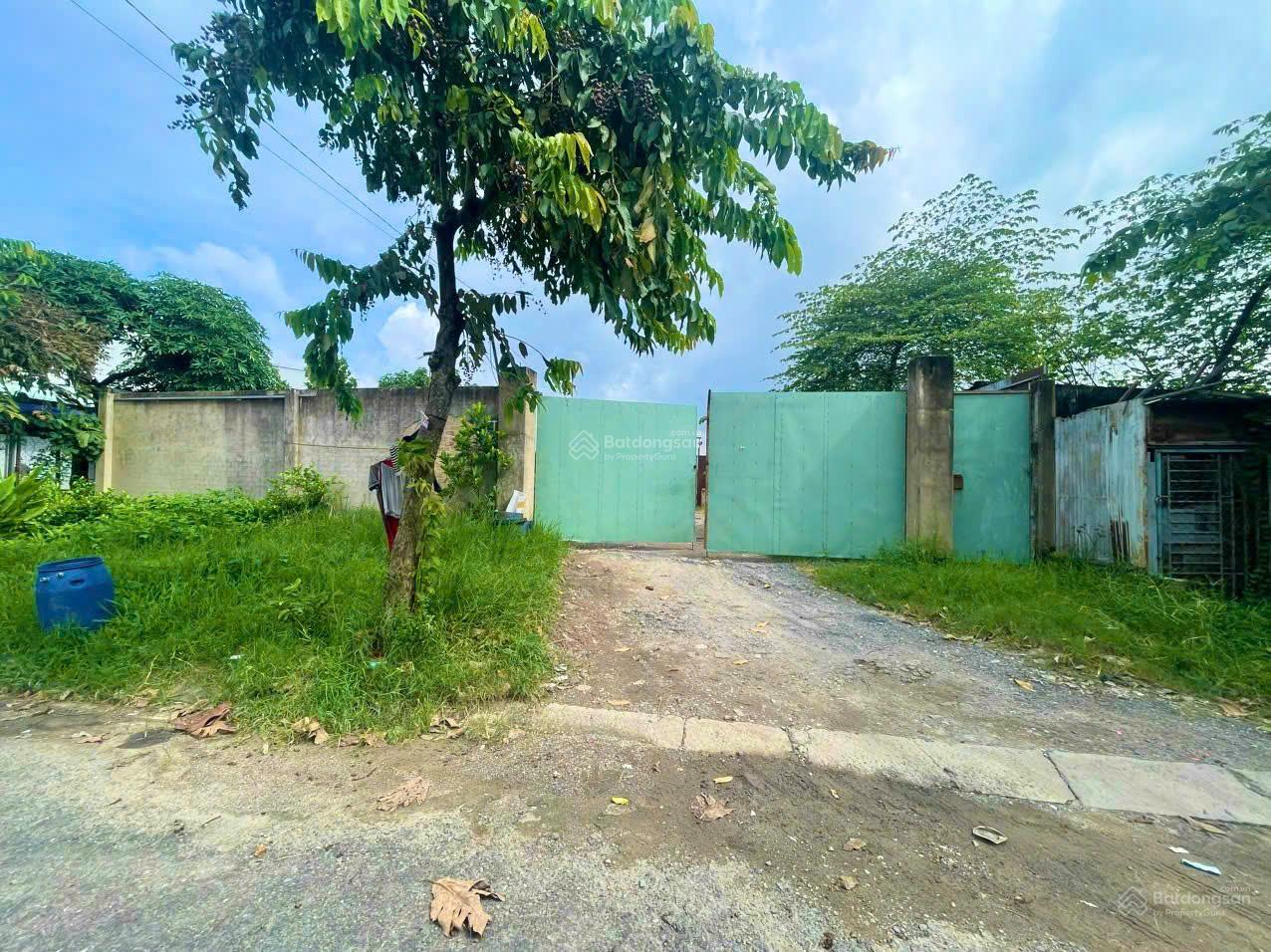 Lô đất 10x29,5m tổng 295m2 (có 220m2 thổ cư), mặt tiền nhựa Xuân Thới Sơn 26m. Giá rẻ chỉ 6,95ty