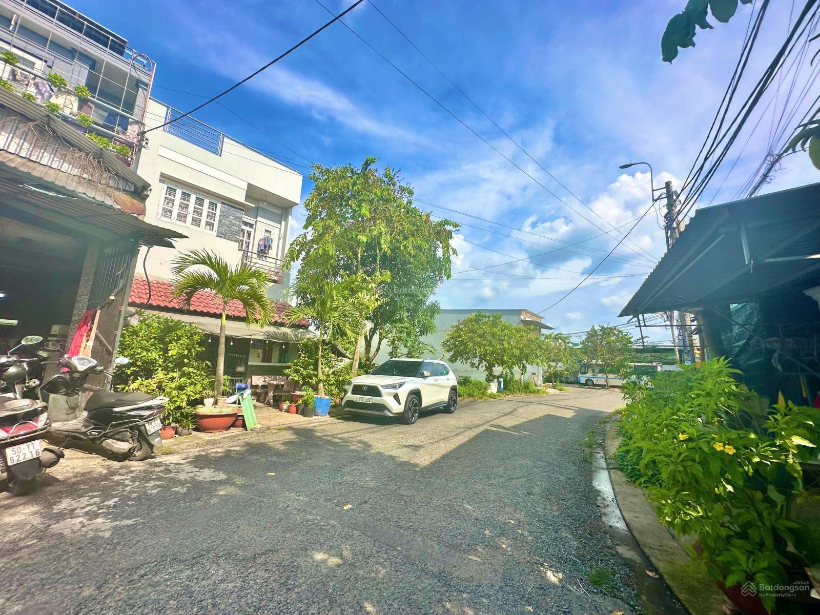 Lô đất 10x29,5m tổng 295m2 (có 220m2 thổ cư), mặt tiền nhựa Xuân Thới Sơn 26m. Giá rẻ chỉ 6,95ty