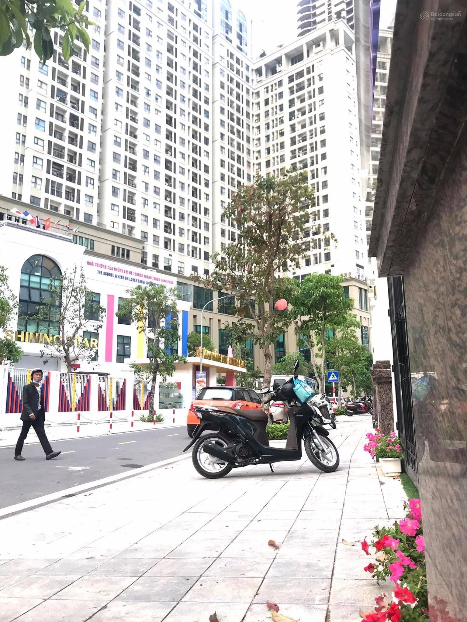 BT Roman Plaza Tố Hữu 190m2 x 4 tầng MT 12m, giá 48.3 tỷ, kinh doanh hạ tầng đẹp đồng bộ BT Roman Plaza Tố Hữu 190m2 x 4 tầng MT 12m, giá 48.3 tỷ, kinh doanh hạ tầng đẹp đồng bộ