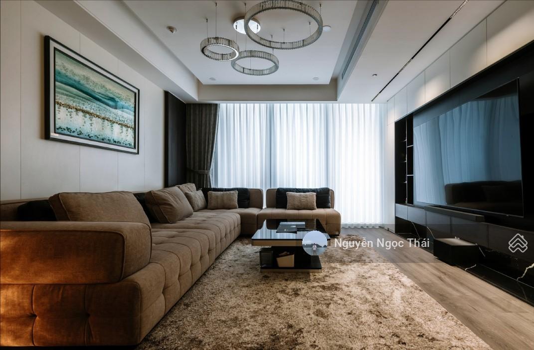 (Giá chuẩn) bán căn góc 3PN - 3WC 152m2 Stellar Garden, nhà đẹp, full đồ, có slot ô tô. Giá 13 tỷ