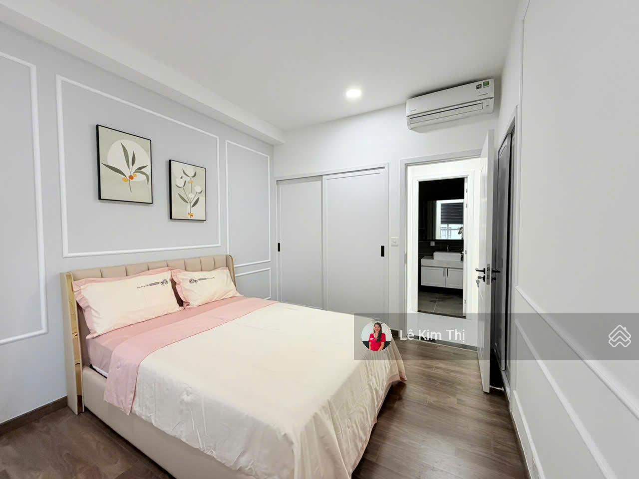 Bán căn hộ Sunrise City South tòa V5 đối diện Lotte 2 phòng 106m2, 9 tỷ. Lh: 0774 944 *** Bán căn hộ Sunrise City South tòa V5 đối diện Lotte 2 phòng 106m2, 9 tỷ. Lh: 0774 944 ***