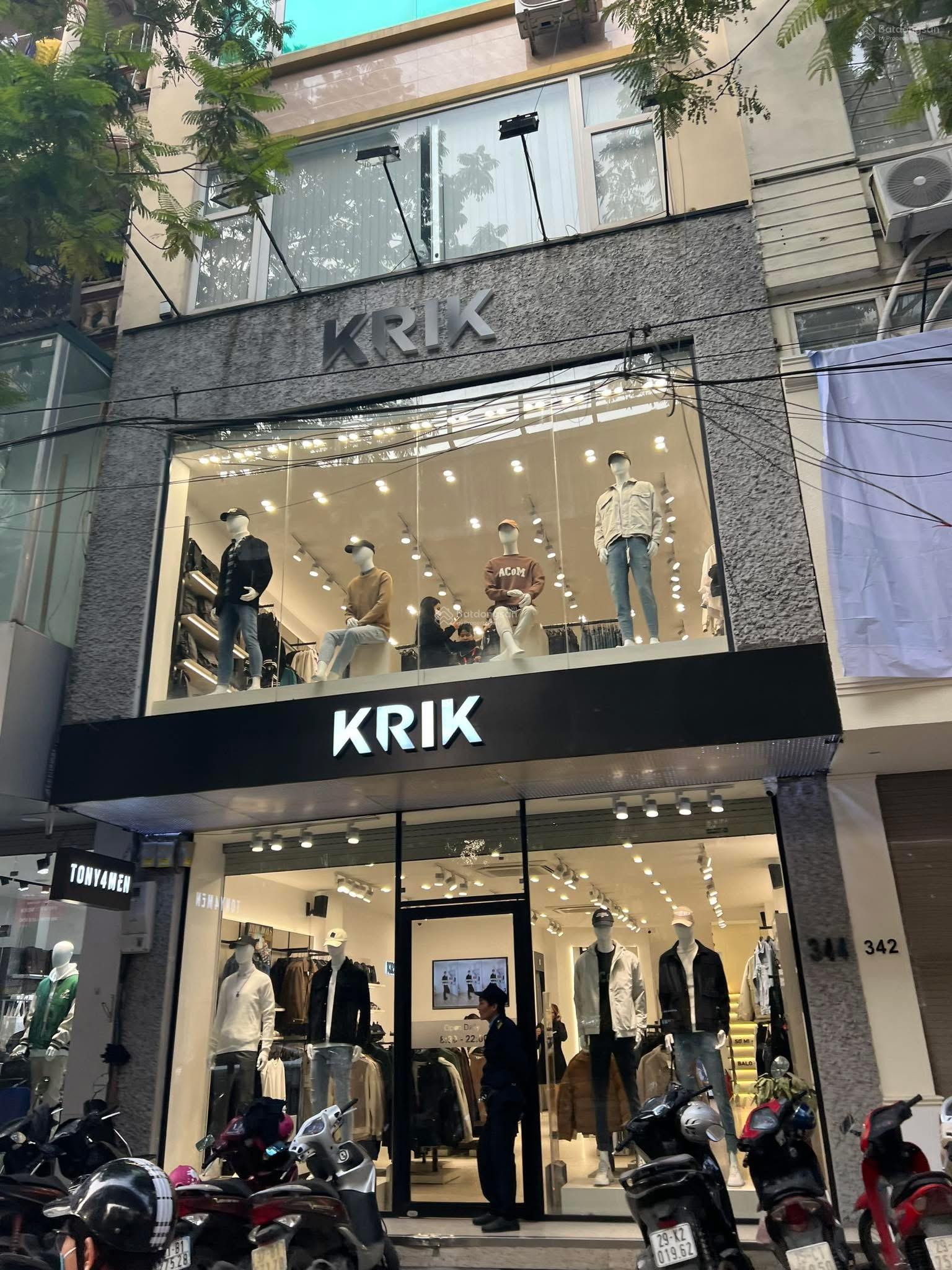 Cho thuê nhà mặt phố Vũ Phạm Hàm, DT 100m2x2 tầng, MT 5.5m, giá 90tr, LH 0968 896 ***