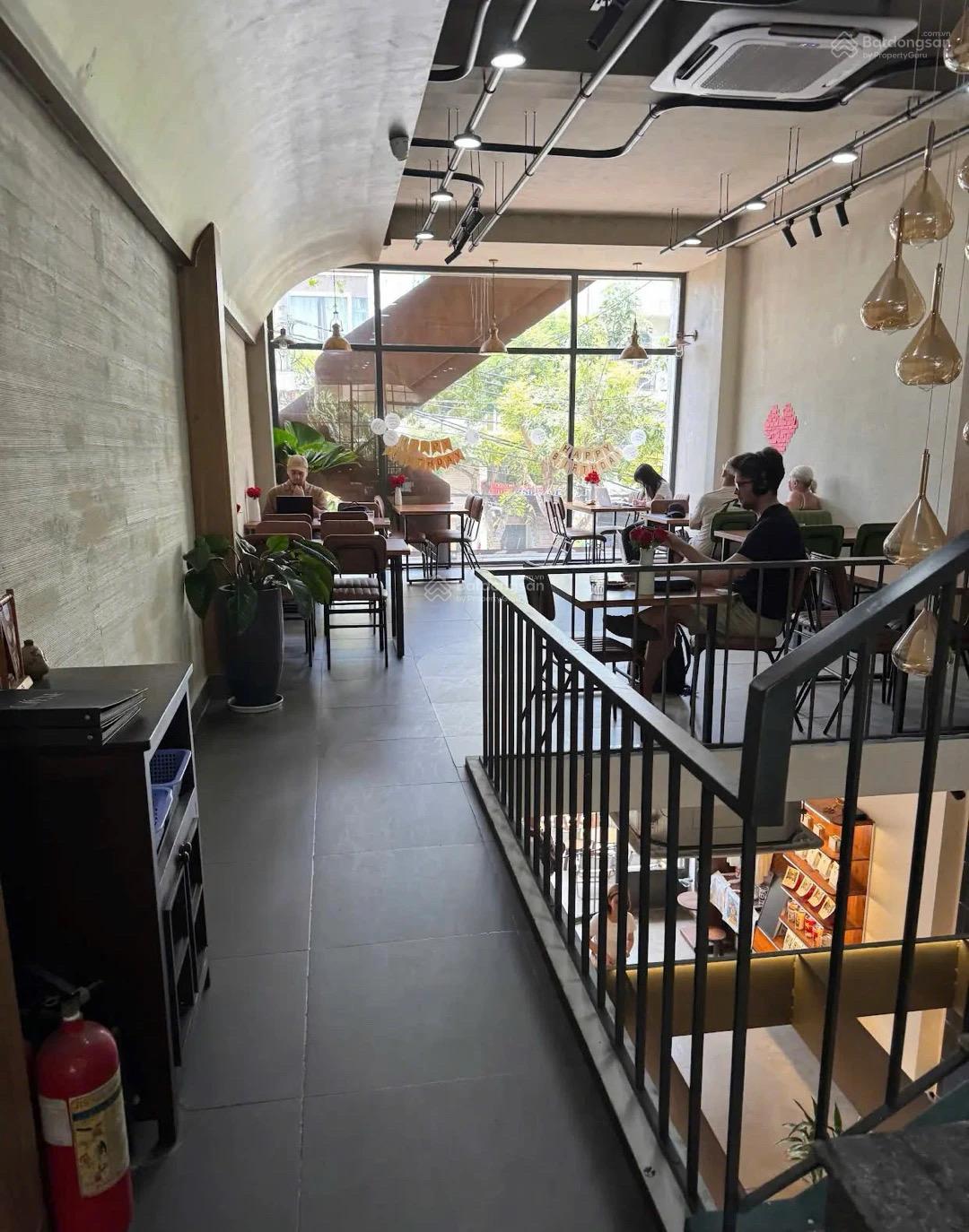 Bán nhà 3 tầng Hồ Nghinh, Sơn Trà ngay trung tâm tài chính Đà Nẵng, 100m2 ngang 5m, DT 50tr/tháng