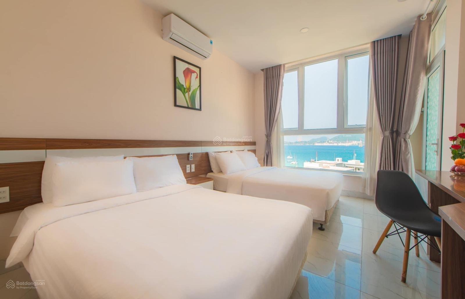 Bán khách sạn mặt tiền đường Trần Phú, Nha Trang. 290,6m2, 7 tầng 27 phòng, giá 38 tỷ. 0868 674 ***