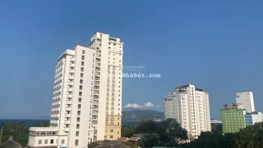 Bán nhà biệt thự - view biển DT 596m2 có thang máy, để lại hết nội thất, cách biển 350m, 52 tỷ