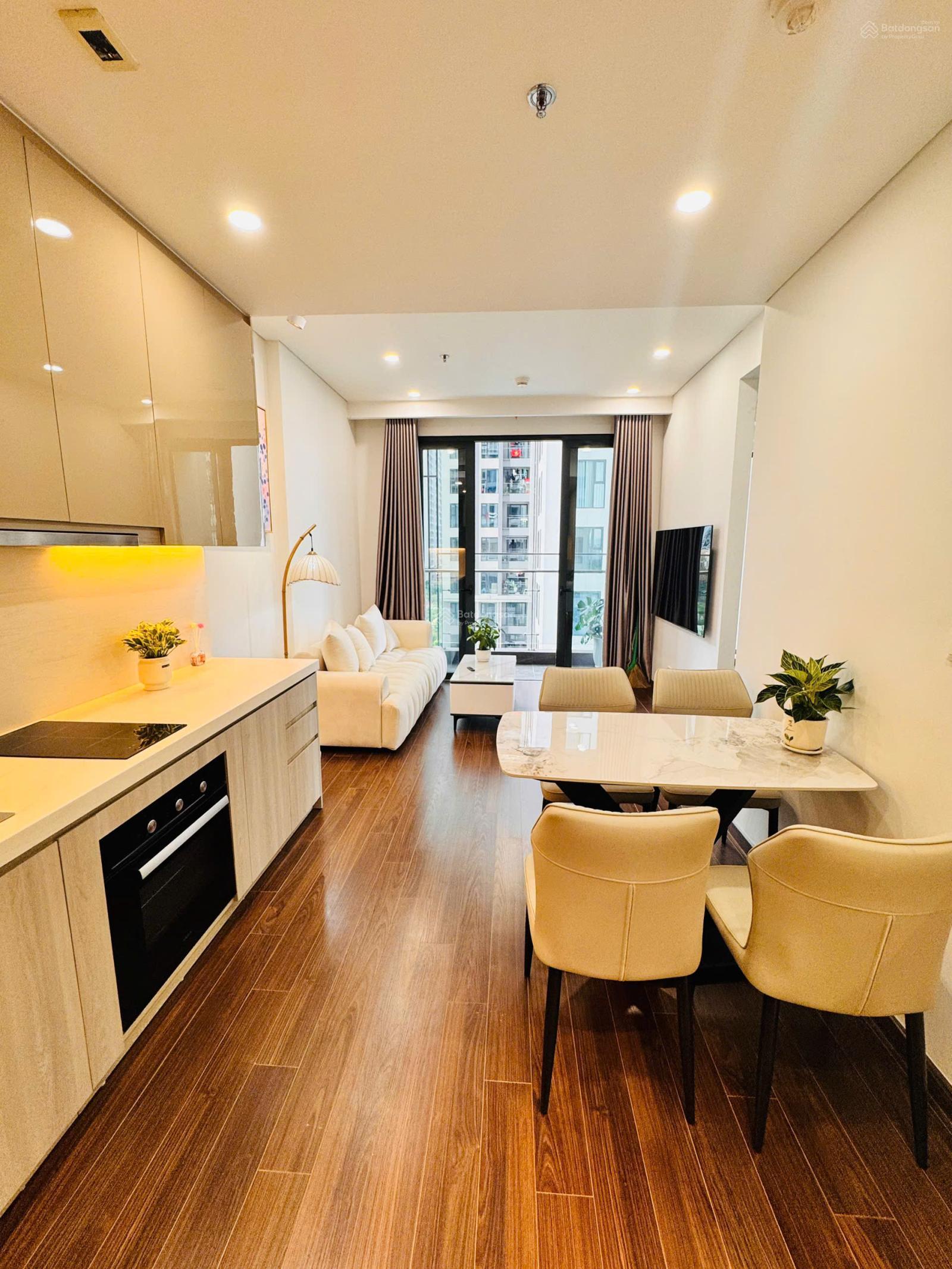 Chính chủ bán gấp căn hộ 2PN+1 64m giá 4.15 tỷ full đồ kđt Vinhomes Smart City