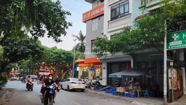 Bán nhà trục chính KĐT Văn Quán mặt phố Bạch Thái Bưởi - Nguyễn Sơn Hà, 108m2 x 5 tầng, 29 tỷ