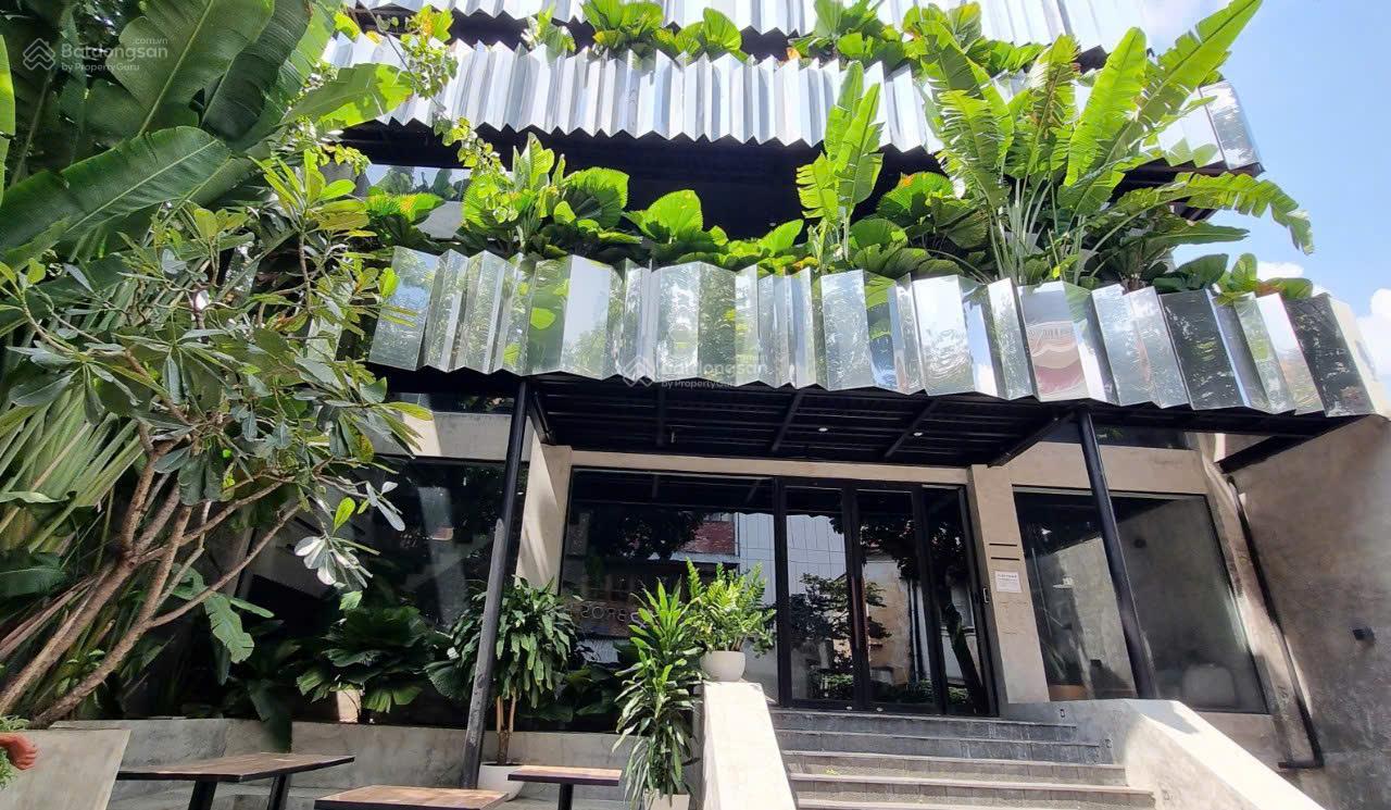 Cho thuê tòa nhà siêu đẹp mặt tiền (16m) số: 38 Nguyễn Thị Diệu, Quận 3, hầm 4 tầng thang máy PCCC.