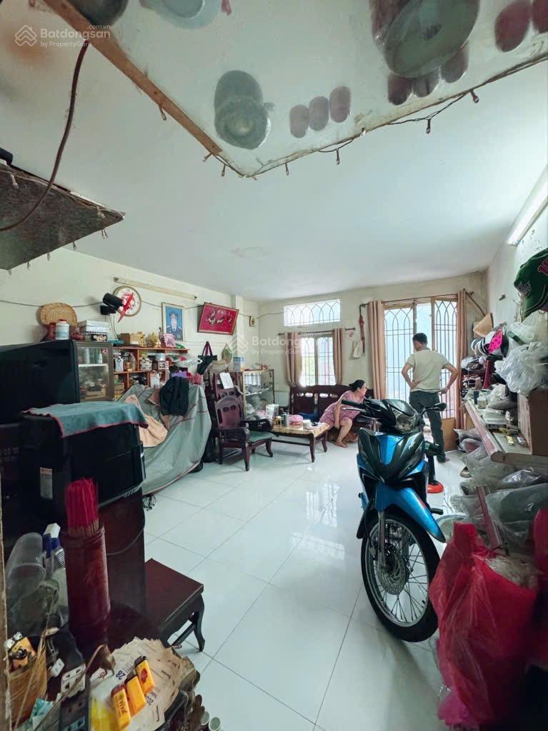 Chính chủ bán nhà Luỹ Bán Bích sát Đầm Sen [4m x 8m] 1 lầu 2PN