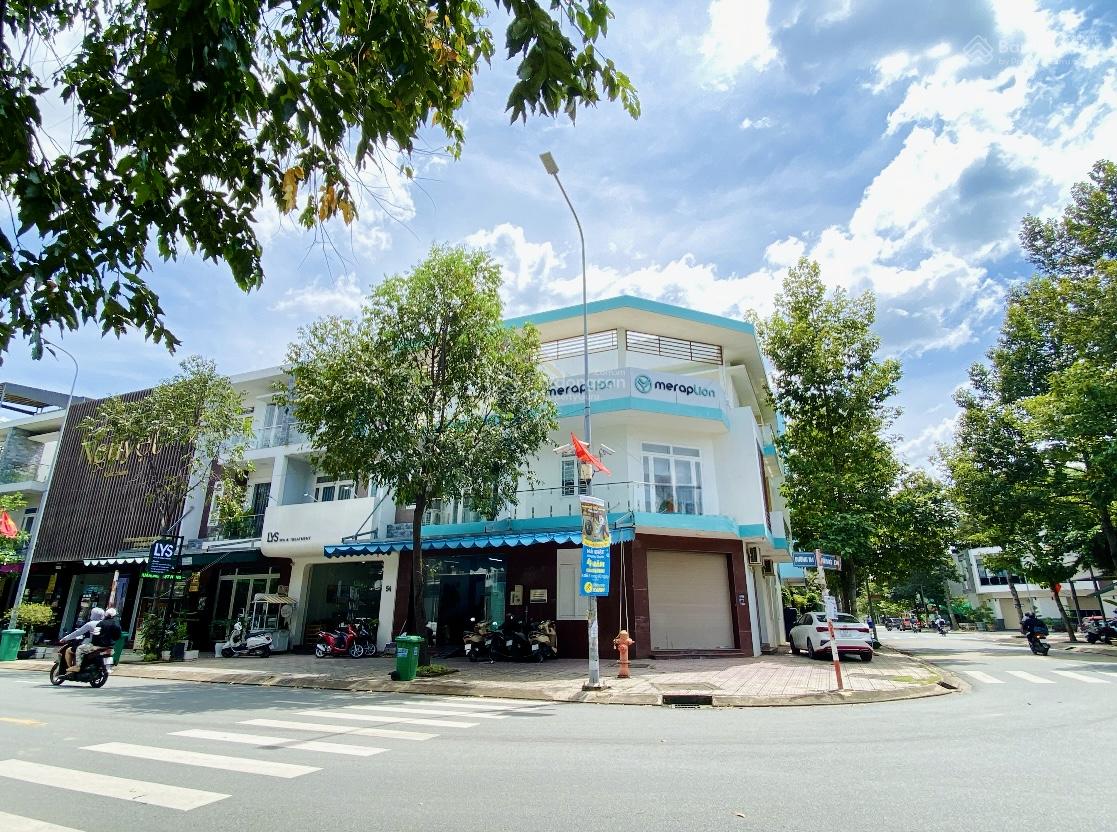 Cặp góc nhà liền kề đường N1 khu dân cư D2D Võ Thị Sáu siêu hiếm giá thuê 60tr/tháng