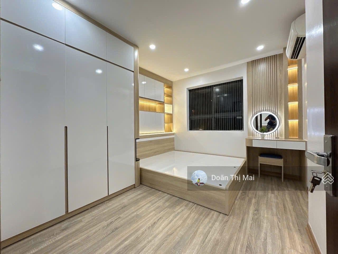 Bán chung cư Eco Green 286 Nguyễn Xiển, 76m2, 2PN, tầng trung view đẹp