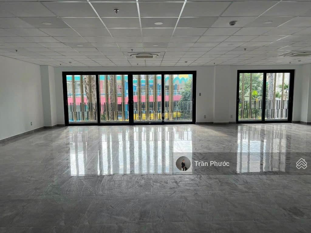 Toà nhà 40 Cao Thắng Phường 5 Quận 3 DT: 8x25m 1 hầm lững 5 lầu TM PCCC sàn trống suốt