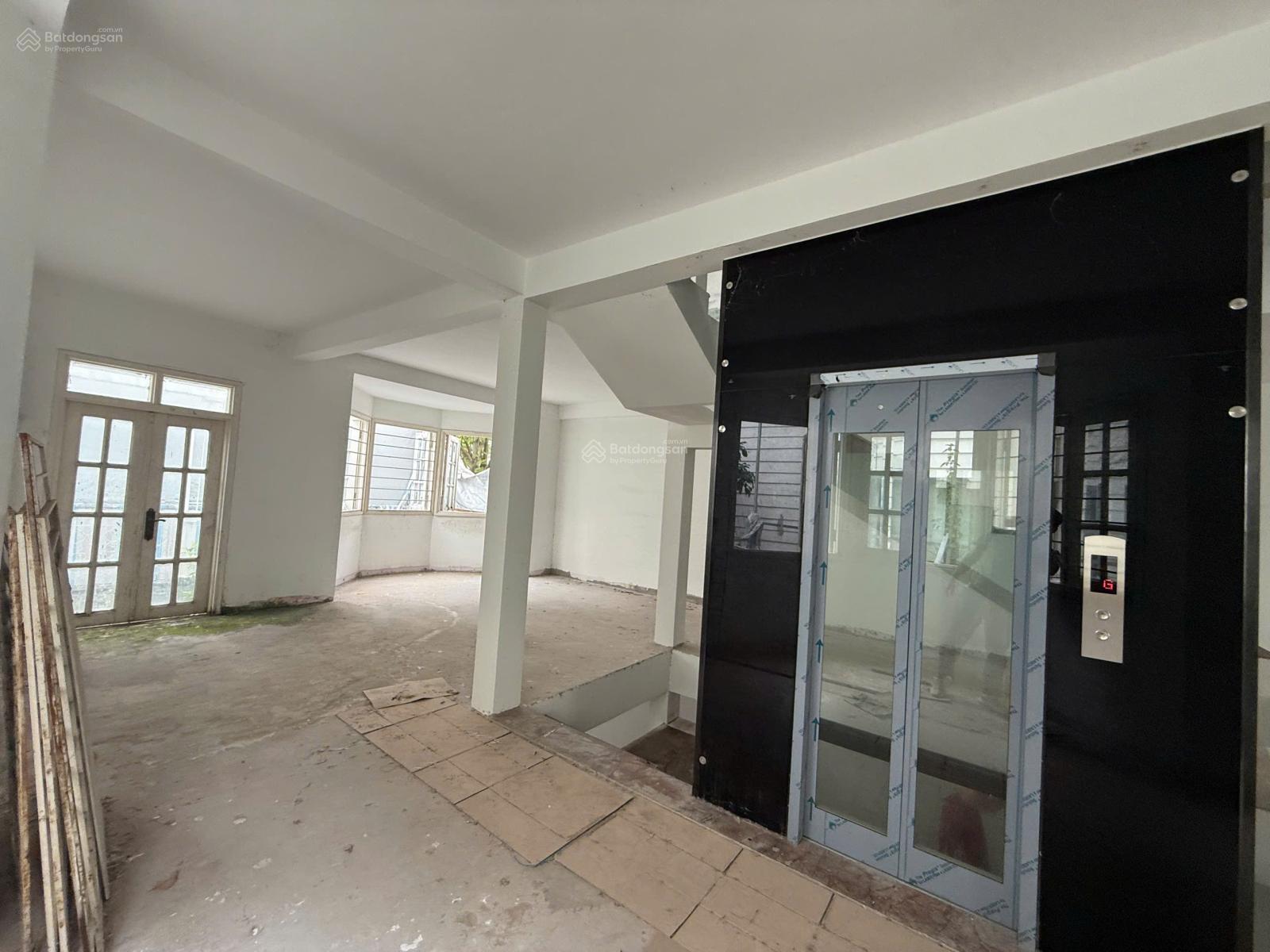 Cho thuê tòa nhà văn phòng Saigon pearl 800m2 sàn 118 triệu giá siêu hời