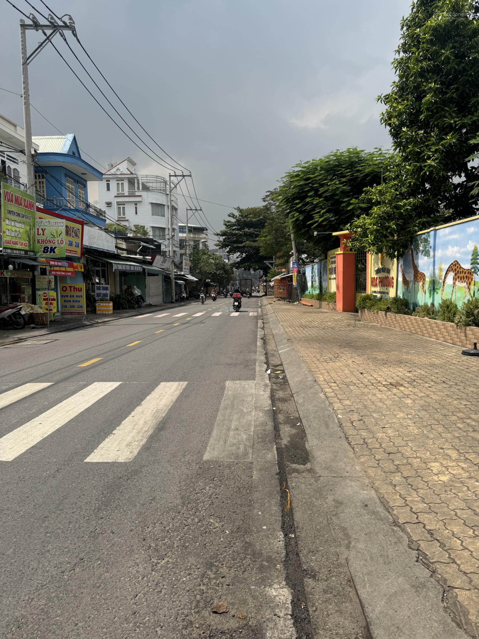 Bán Đất Diện Tích Khủng : 180m2 - 6,75 tỷ , Đường 13 , Linh Xuân, Thủ Đức