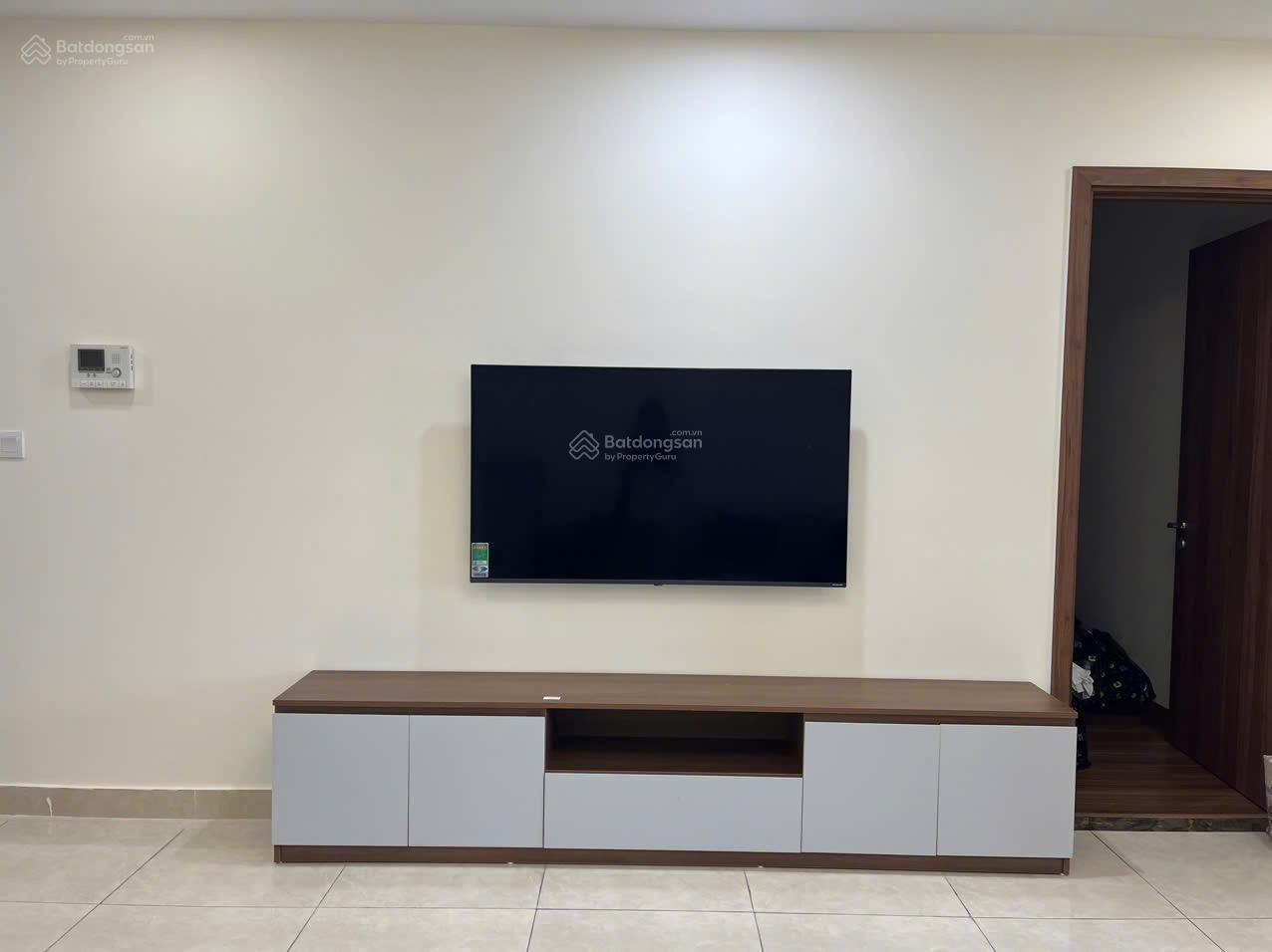 Chủ nhà cần vốn làm ăn sang nhượng căn hộ Golden Park 3N 8,9 tỷ. LH: 0971 461 *** Chủ nhà cần vốn làm ăn sang nhượng căn hộ Golden Park 3N 8,9 tỷ. LH: 0971 461 ***