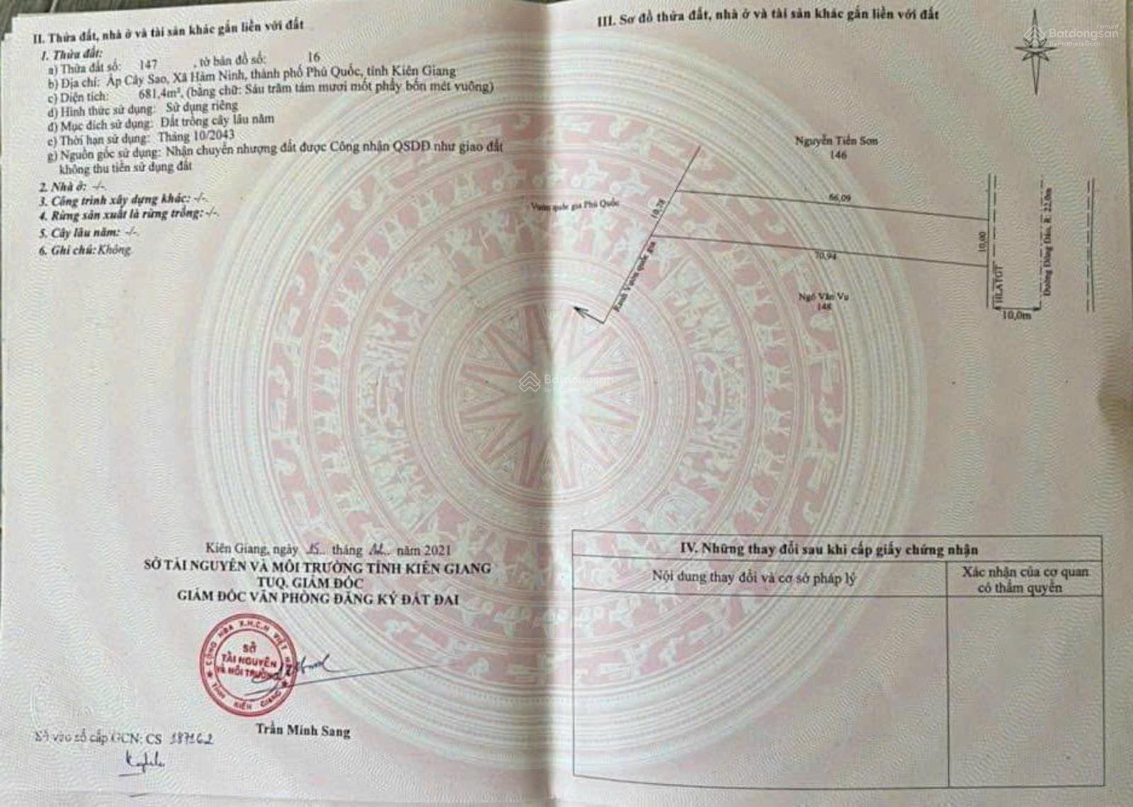 Mảnh đất đẹp view biển gần 700m2 cho bác nào thích bỏ phố về biển Phú Quốc Mảnh đất đẹp view biển gần 700m2 cho bác nào thích bỏ phố về biển Phú Quốc