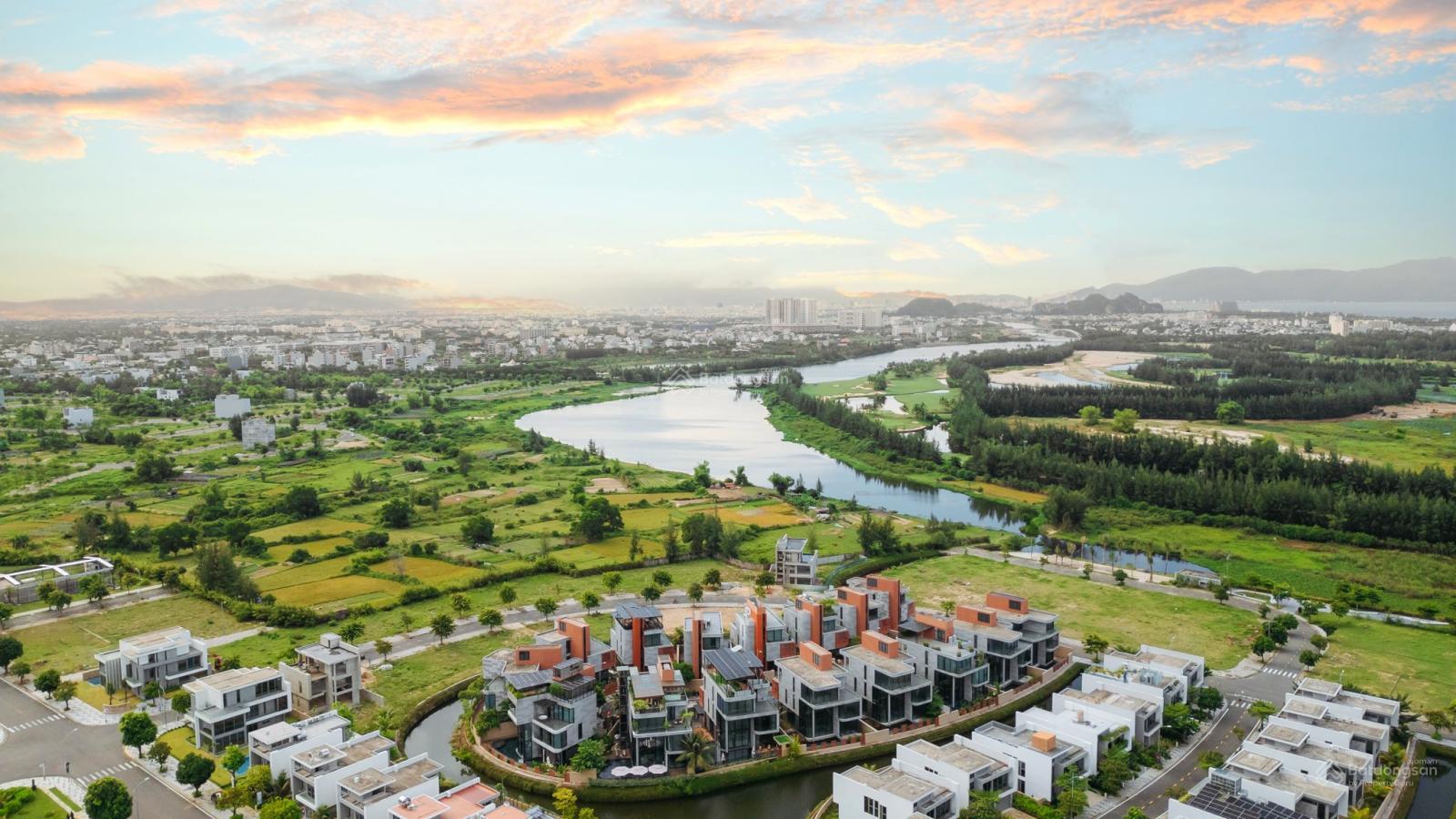 Hạ giá bán nhanh! Lô 100m2 ngang 5m đất ngay khu biệt thự dự án One World, giá 3,25 tỷ (sổ hồng)