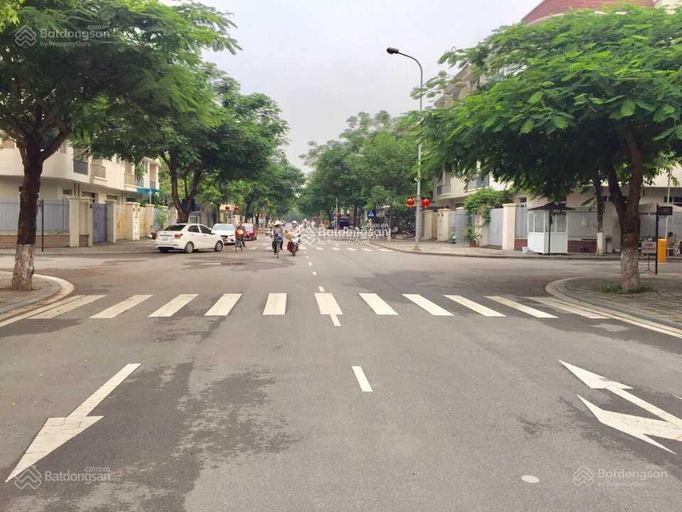 Bán căn liền kề đường 32m An Hưng hoàn thiện full nội thất có thanh máy giá nhỉnh 26ty. 0963 689 *** Bán căn liền kề đường 32m An Hưng hoàn thiện full nội thất có thanh máy giá nhỉnh 26ty. 0963 689 ***