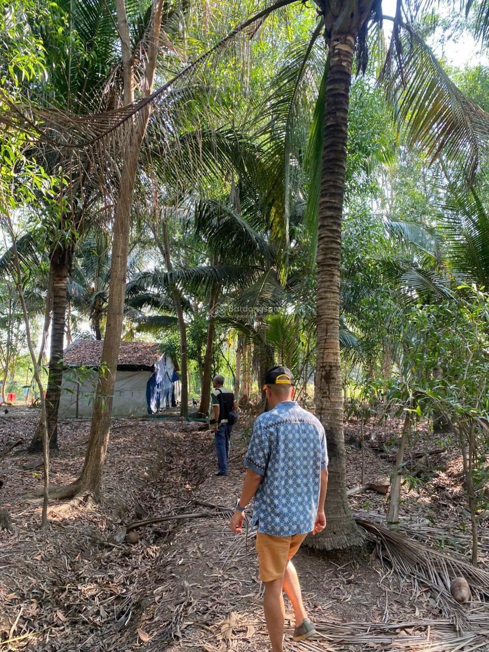 5.035m2 nhà vườn mặt tiền sông Ông Kèo. 90m mặt tiền sông, vườn trái cây. Giá 2.2tr/m2. Sổ riêng