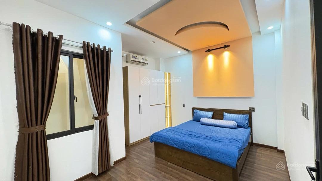 VỊ TRÍ VÀNG - TRUNG TÂM THÀNH PHỐ- BÁN NHÀ 3 TẦNG MỚI ĐẸP MẶT TIỀN HUY CẬN