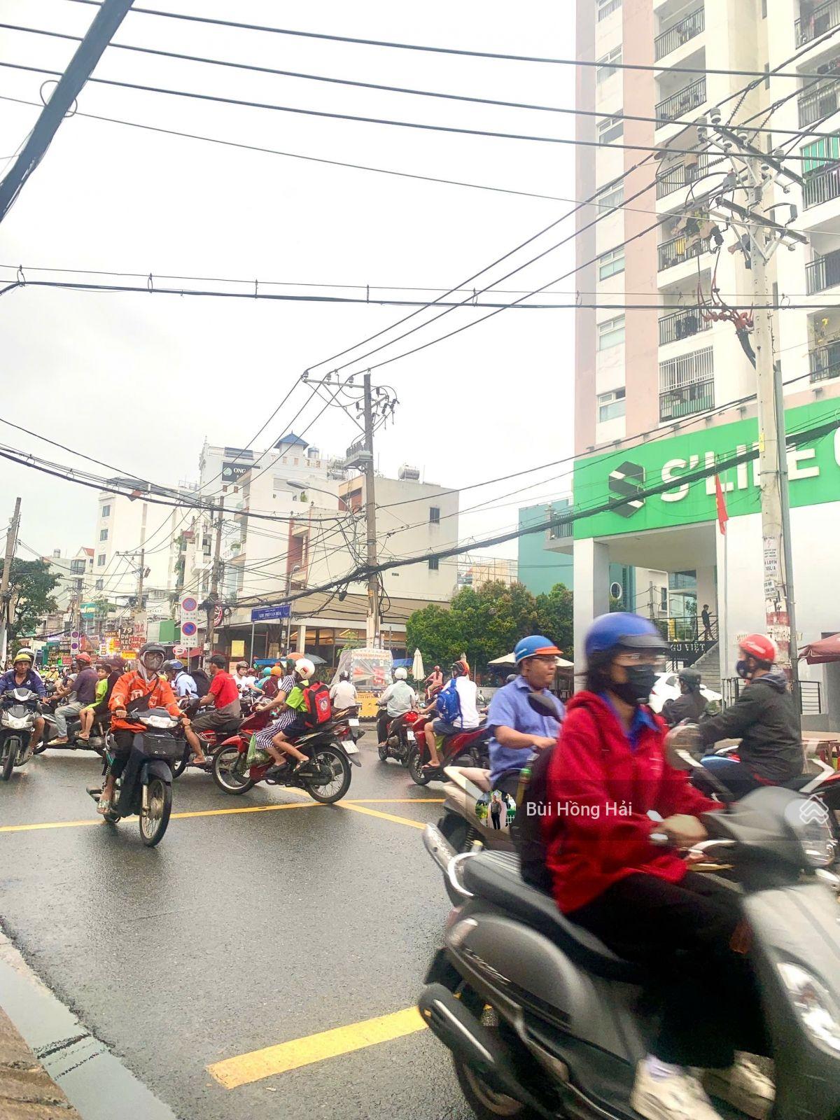 Bán nhà 2 tầng DT 120m2 khuôn đất vuông đẹp - Mặt tiền Lê Đức Thọ gần chợ An Nhơn - 15.5 tỷ