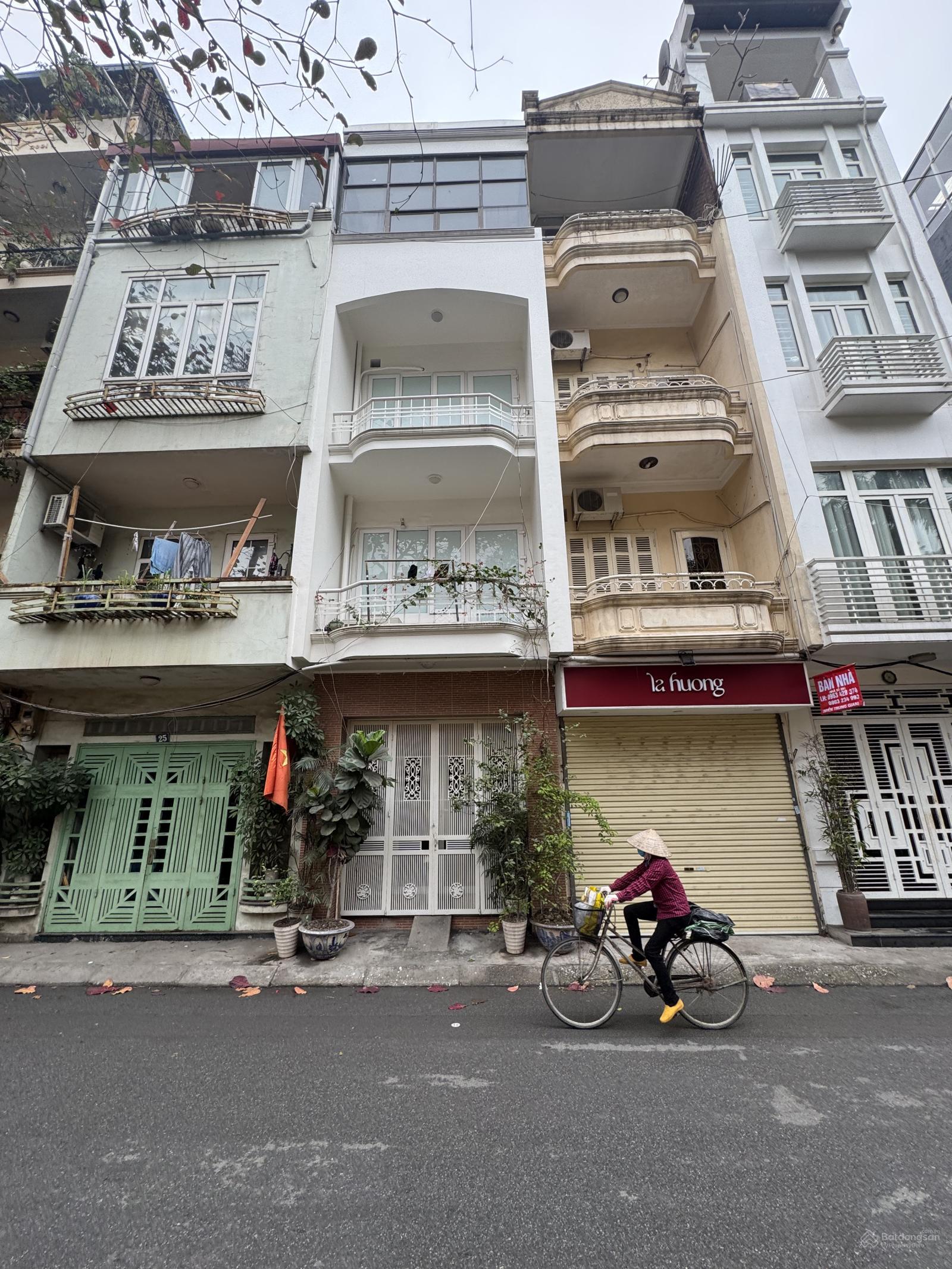 NHÀ 5T HAI MẶT TIỀN, PHÂN LÔ SÁT MẶT PHỐ PHƯƠNG MAI OTO ĐỖ CỬA, DT 34/41M TIỆN KD LÀM VP 12,8TỶ NHÀ 5T HAI MẶT TIỀN, PHÂN LÔ SÁT MẶT PHỐ PHƯƠNG MAI OTO ĐỖ CỬA, DT 34/41M TIỆN KD LÀM VP 12,8TỶ