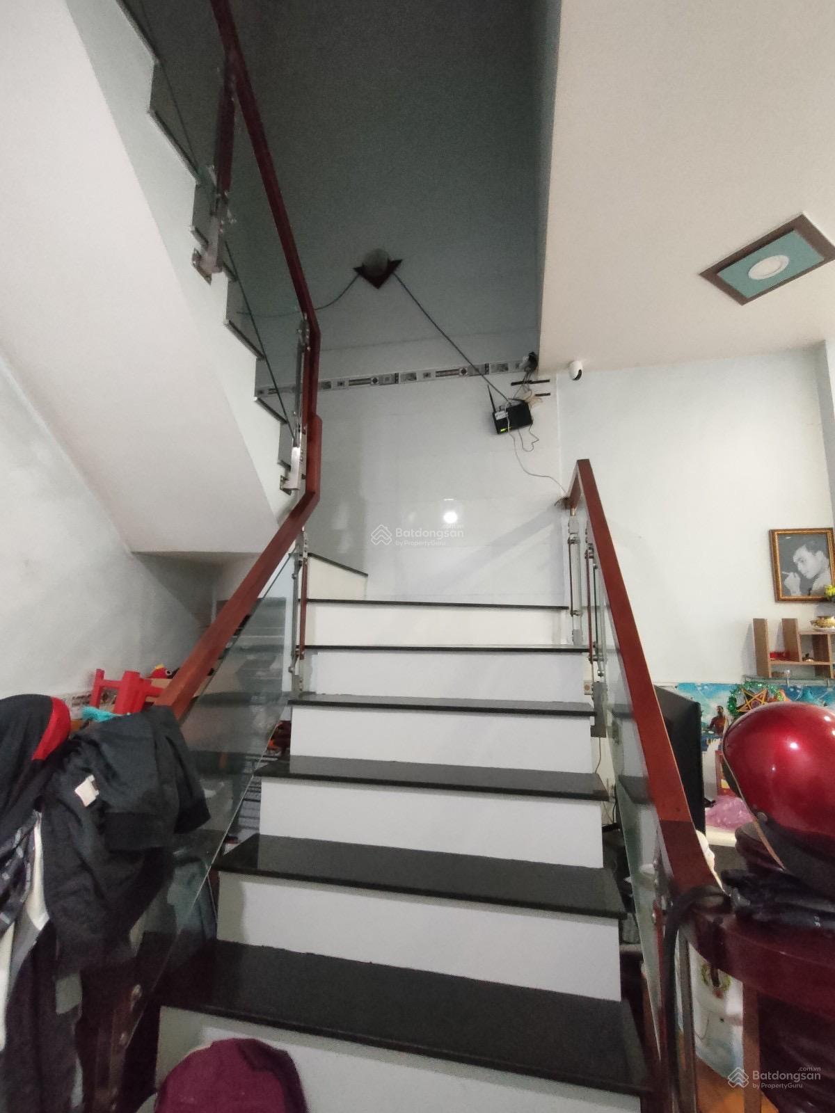 Cực rẻ! Nhà vườn Phú Định Q8, 4.15x30m, 2 tầng 5PN - sân sau rộng, chỉ hơn 40tr/m2 - Xem ngay