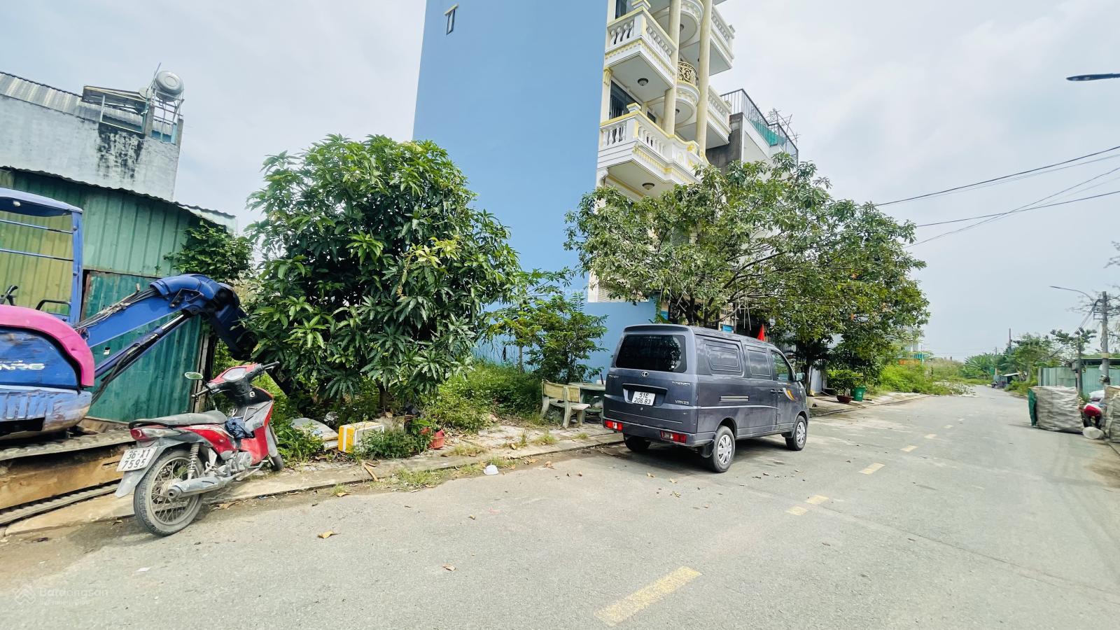 Tôi bán lô đất 95,2m2 (7,3x13m)6,5 tỷ hẻm 1/ Bưng Ông Thoàn, Phú Hữu, TP Thủ Đức cũ Lh 0974 244 ***