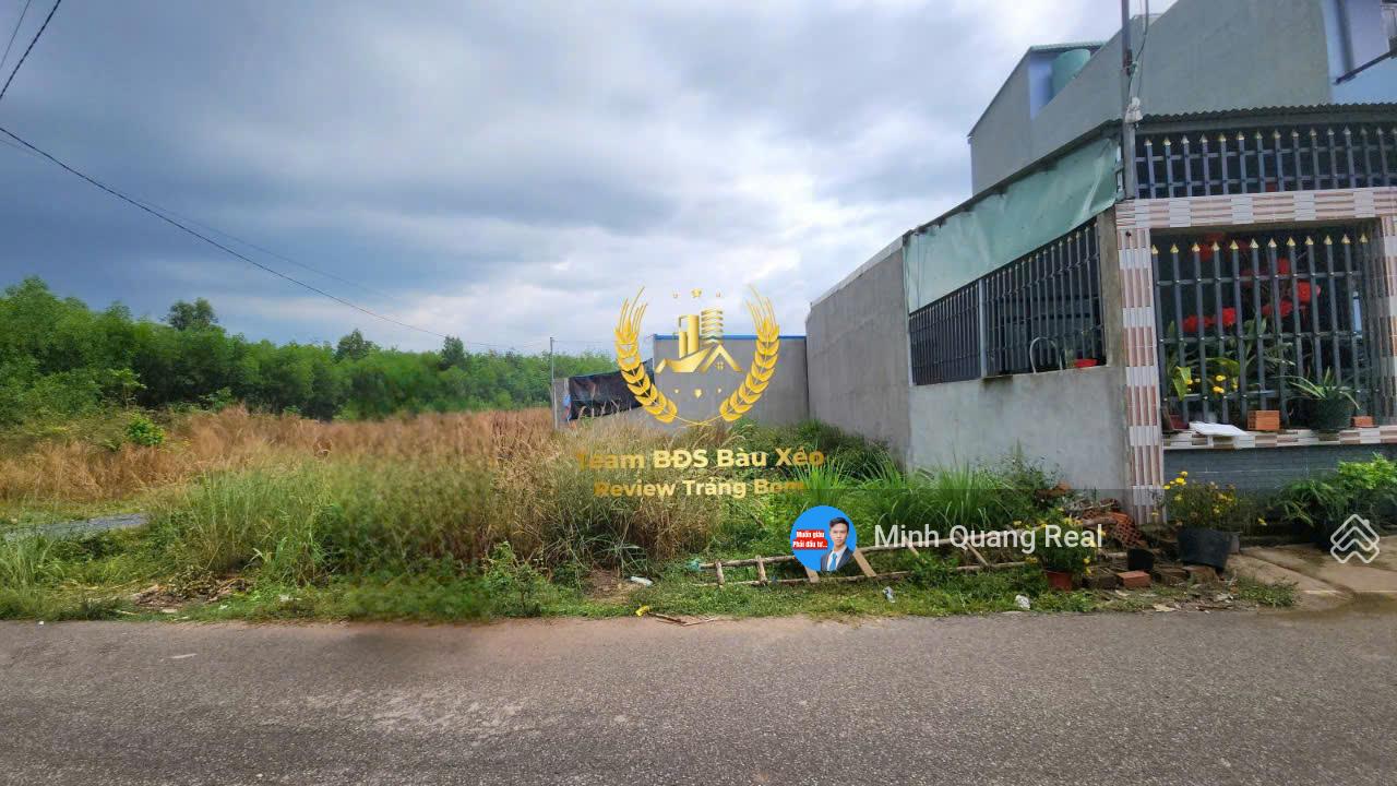 Bán 116m2 đất thổ cư Xã Đồi 61, đường nhựa 6m sát KCN Bàu Xéo 2 và đường ĐT 777 Bán 116m2 đất thổ cư Xã Đồi 61, đường nhựa 6m sát KCN Bàu Xéo 2 và đường ĐT 777