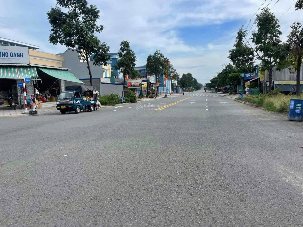 Chính chủ gửi bán lô đất mặt tiền đường NE8 Thới Hoà DT 150m2 SHR full thổ cư thích hợp kinh doanh