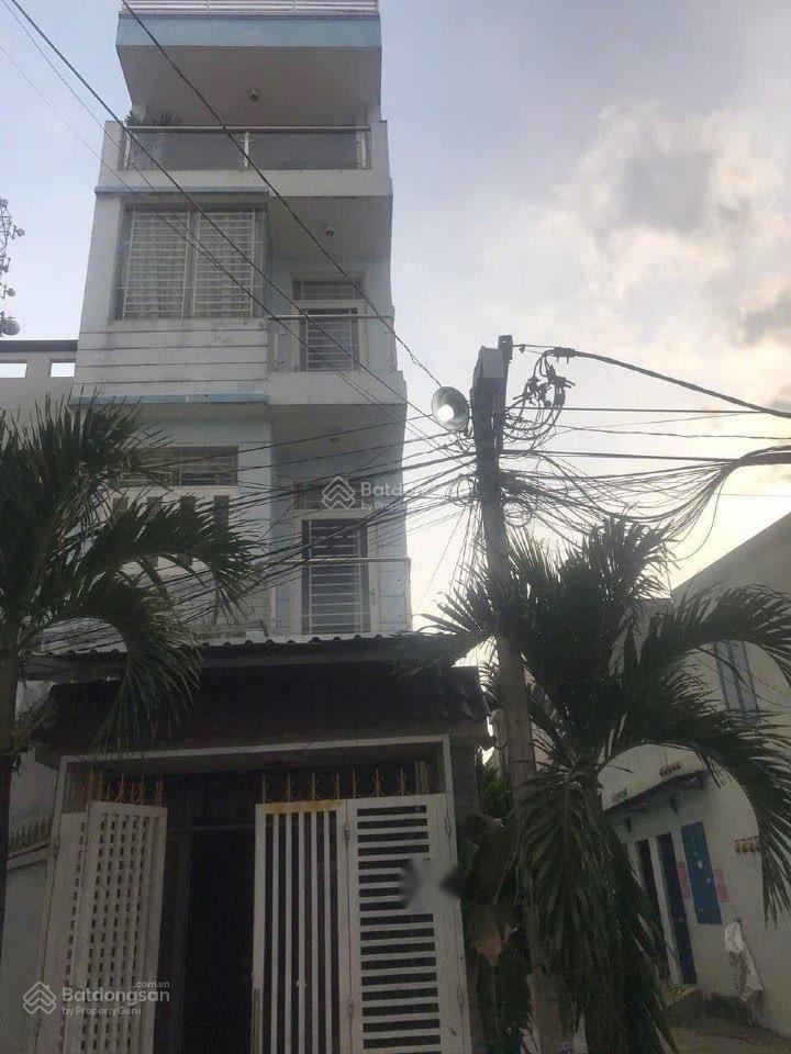 Bán nhà 4 tầng ngay siêu thị Go QL1K, kế bên Làng đại học, xe hơi ngủ trong nhà sử dụng 180m2 4x17m