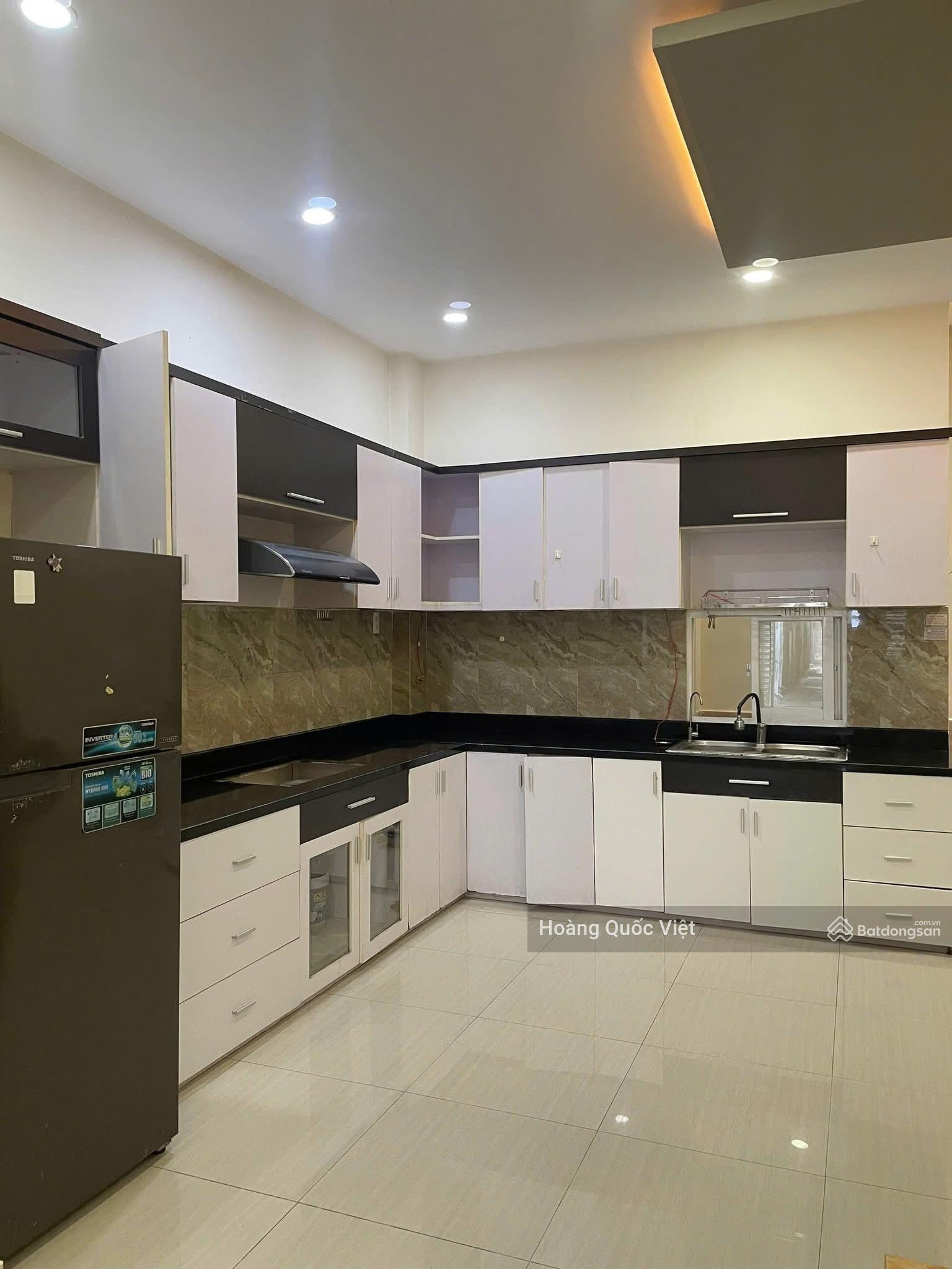 (Rẻ) Nguyễn Gia Trí nối dài - 84m2 (4.3x20m) - 3 tầng ST - HXH - gần mặt tiền. Giá 9.1 tỷ TL