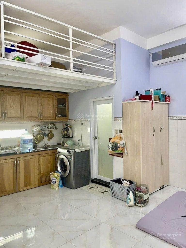 Cân bán - căn hộ dịch vụ 11 phòng - đang có dòng tiền gần 500 triệu/ năm Cân bán - căn hộ dịch vụ 11 phòng - đang có dòng tiền gần 500 triệu/ năm