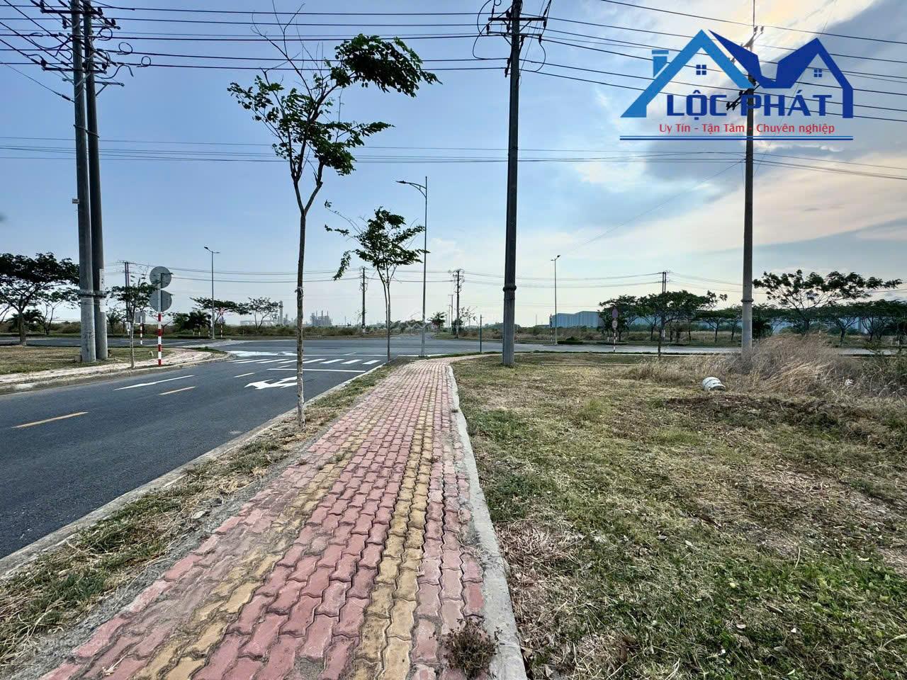 Bán đất SKK gần 2,5ha KCN Phú Mỹ, Bà Rịa Vũng Tàu, giá 3,625 triệu/m2