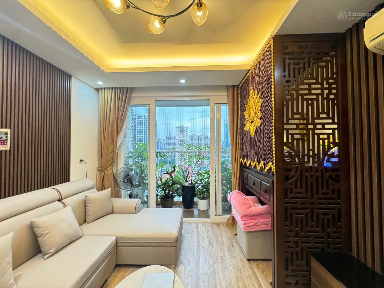 Tuyệt phẩm sống sang giữa lòng Hà Đông căn hộ 145,5m² Bình Vượng Tower full NT cao cấp chỉ 7tỷ Tuyệt phẩm sống sang giữa lòng Hà Đông căn hộ 145,5m² Bình Vượng Tower full NT cao cấp chỉ 7tỷ