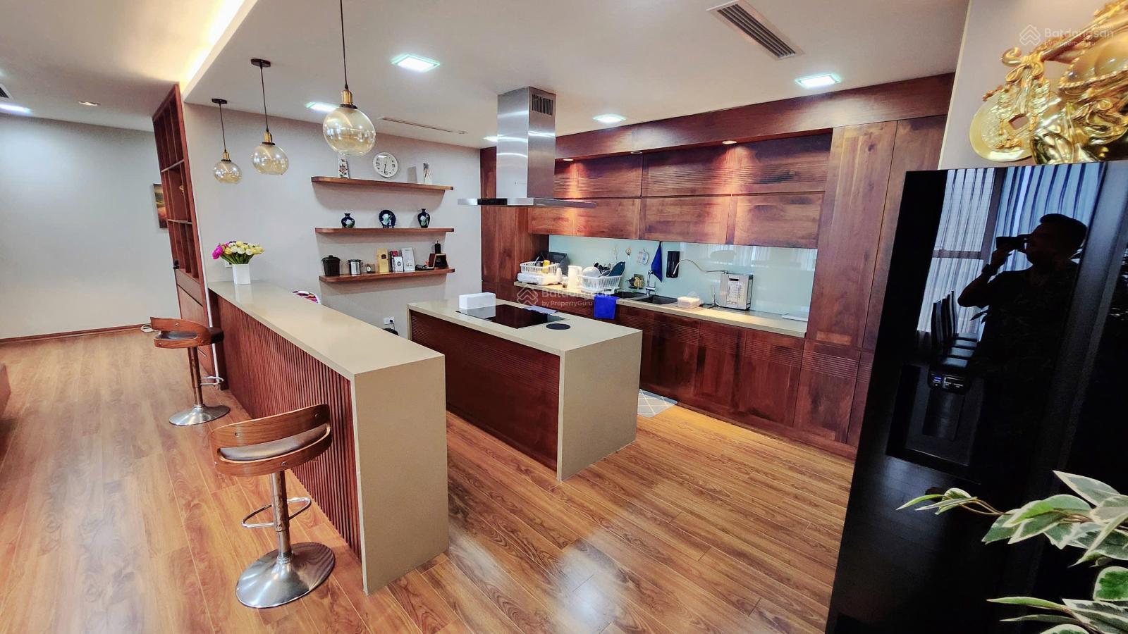 Bán CH 2.5N/2WC, DT 83m2 full NT, giá 7 tỷ, tầng đẹp, view hồ, sổ sẵn tại Green Park, Hoàng Mai, HN Bán CH 2.5N/2WC, DT 83m2 full NT, giá 7 tỷ, tầng đẹp, view hồ, sổ sẵn tại Green Park, Hoàng Mai, HN