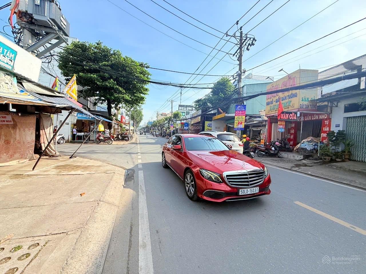 3 Tầng. Ngang 8. Mặt tiền đường Linh Đông. Dòng tiền 20tr/ Tháng. SHR. Gấp bán: 8 tỷ rưỡi.