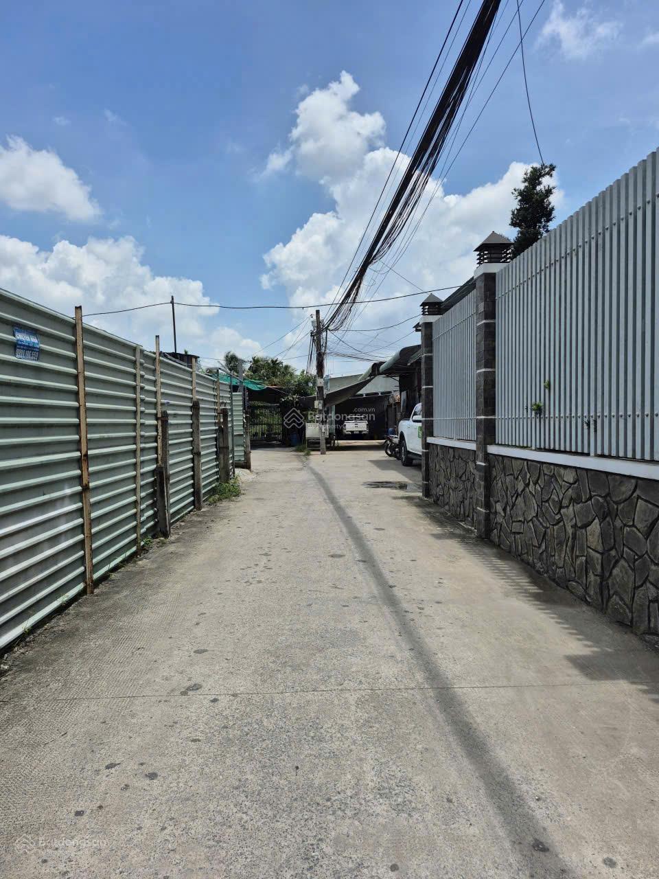 Đất 2 MT Nhị Bình 18 - Hóc Môn; DT 863m²; Cách Bùi Công Trừng 200m; Giá TL chính chủ