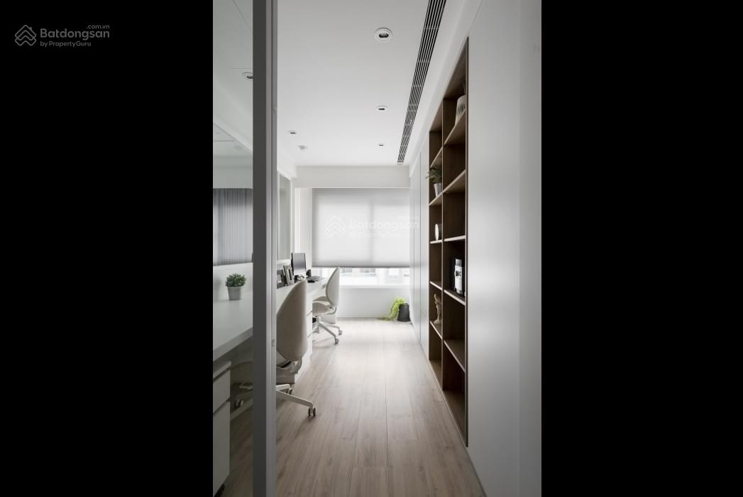 Bán nhanh căn hộ chung cư Five Star Westlake 170m2 - 3PN, view hồ, sổ đỏ vĩnh viễn. Giá chỉ 24 tỷ