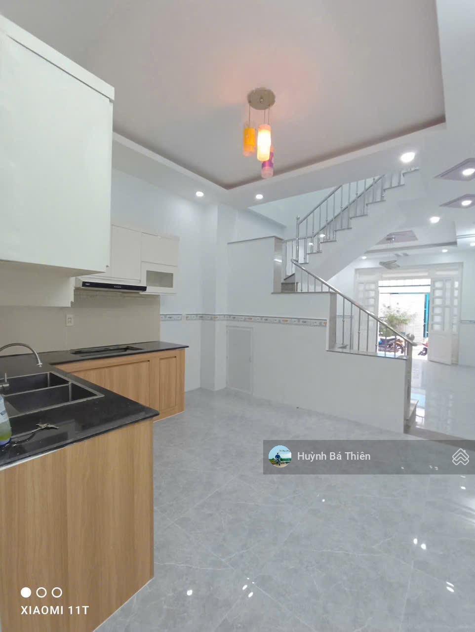 Nhà 1 Trệt 1 Lầu (54m2) sổ Hồng riêng sẵn ngay ngã tư Bình Phước, Thủ Đức . Giá chỉ 4,6 tỷ.