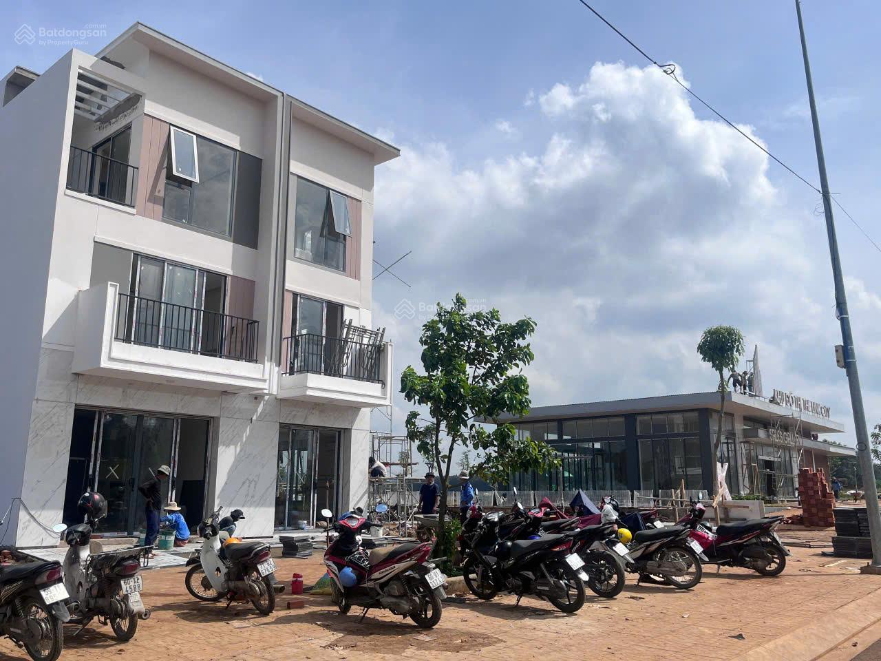 Shophouse đô thị Dầu Giây, giá từ 3,9 tỷ/ nền - Sổ sẵn, Vietinbank hỗ trợ 70%/35 năm Shophouse đô thị Dầu Giây, giá từ 3,9 tỷ/ nền - Sổ sẵn, Vietinbank hỗ trợ 70%/35 năm