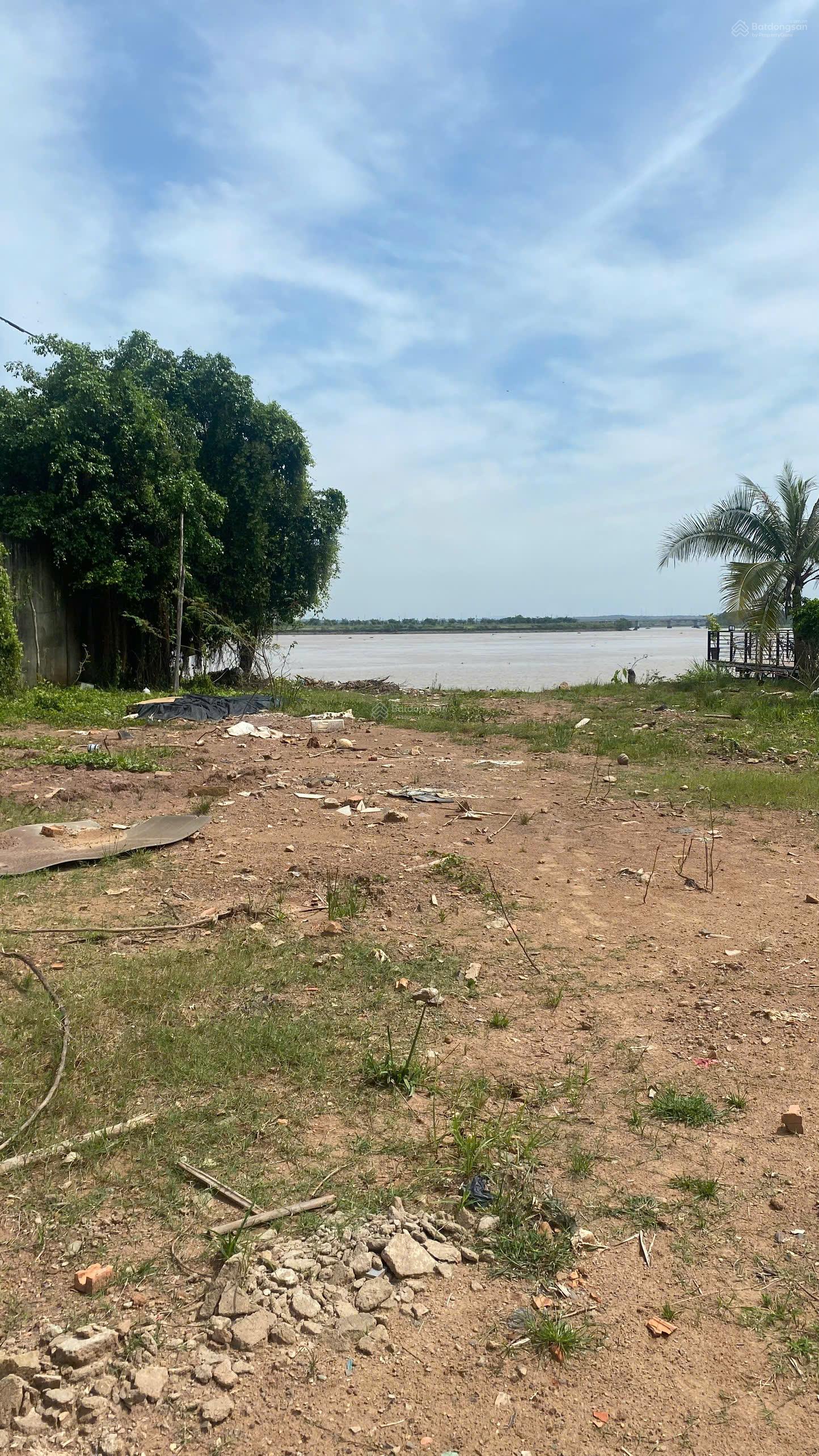 Đất mặt tiền - view sông - gần Vinhomes Grand Park - Q9 - gần đền thờ tổ NSUT Đất mặt tiền - view sông - gần Vinhomes Grand Park - Q9 - gần đền thờ tổ NSUT