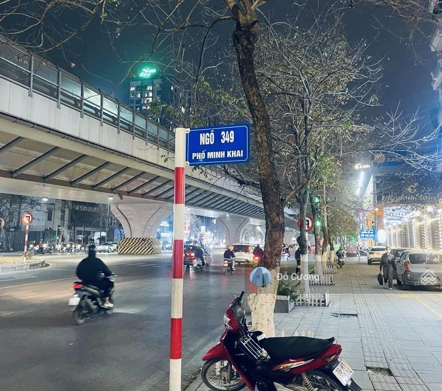 Cực rẻ - Bán gấp nhà mặt phố Minh Khai, Hai Bà Trưng - 600m2 x nhà C4 + MT 34m, kèm GPXD 10 tầng