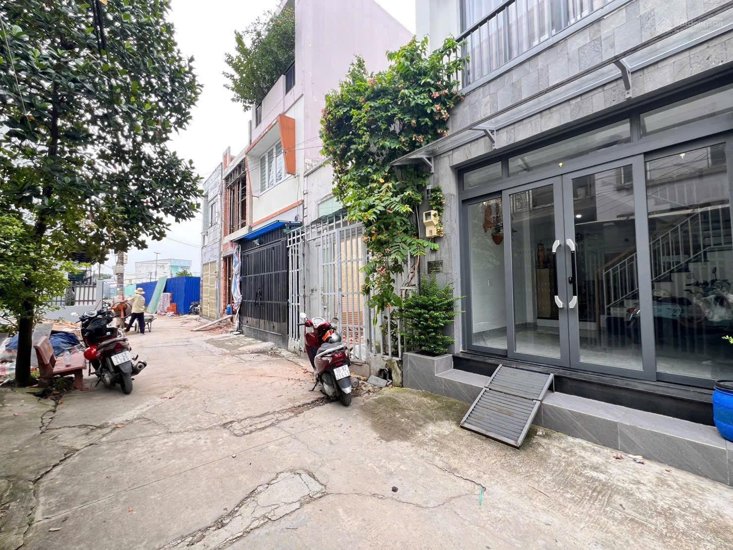 Hiếm! Chỉ 3.85 tỷ hẻm xe hơi thông ngay hẻm 92 Vườn Lài