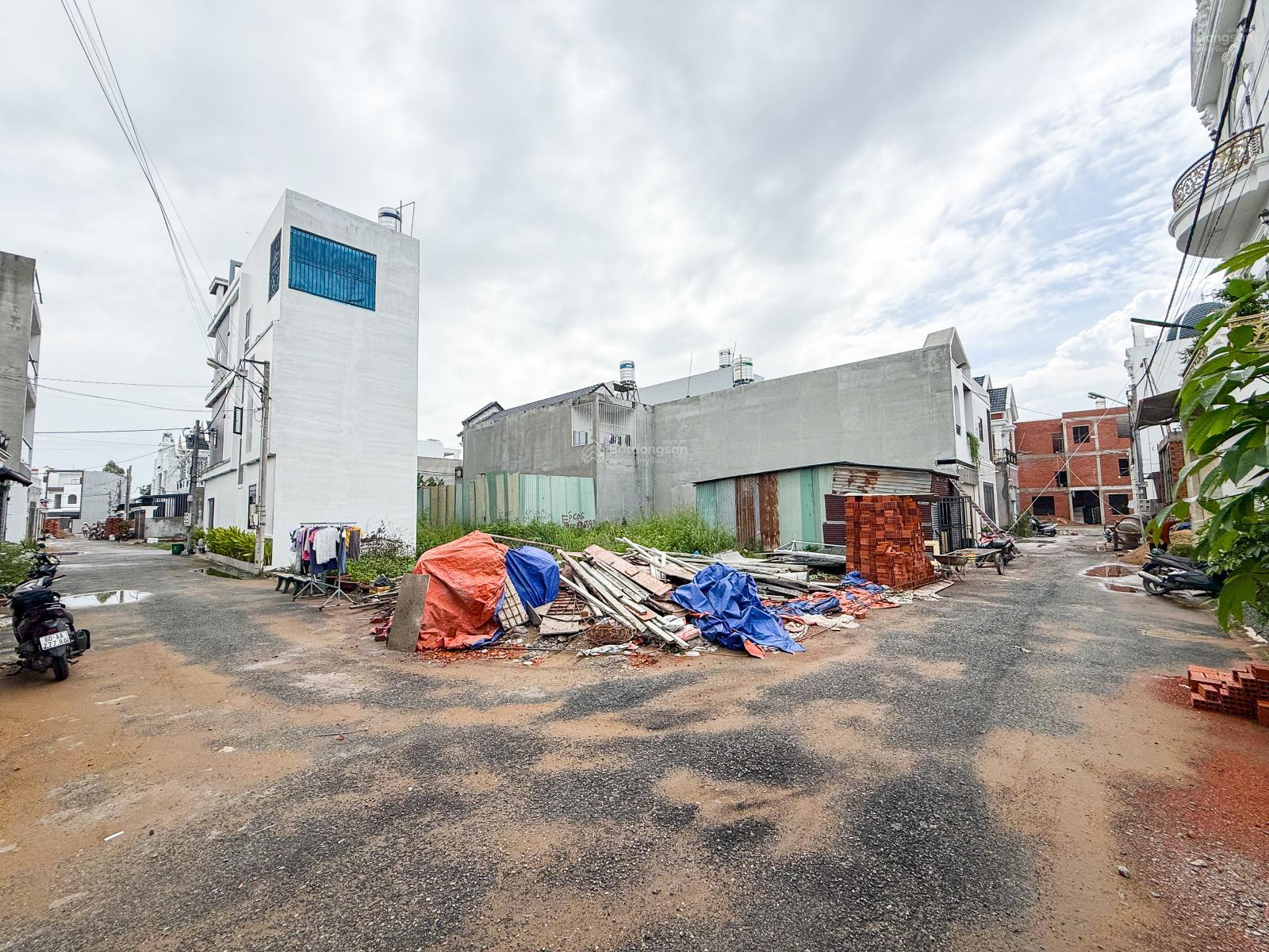 Bán đất (lô góc 2 mặt tiền) duy nhất thuộc KDC Hoàng Minh Chánh P. Hoá An. Giá chỉ 3,2 tỷ