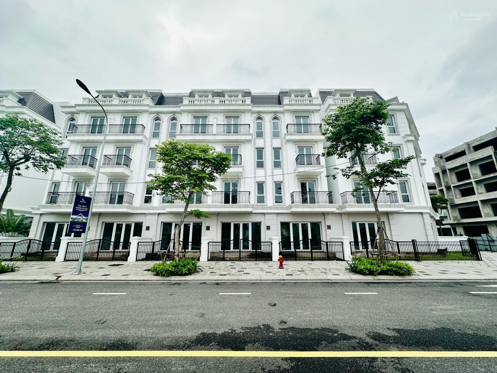 Cực sốc cần bán gấp 2 lô xẻ khe ban trắng DA Eurowkndow, 75m2 / MT 5m giá đầu tư