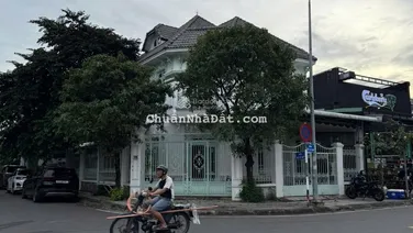 Căn góc 2MT - đường kinh doanh 10.7x16m - KDC Văn Minh - An Phú - Quận 2 DT 156.5m2 - Giá 36 tỷ
