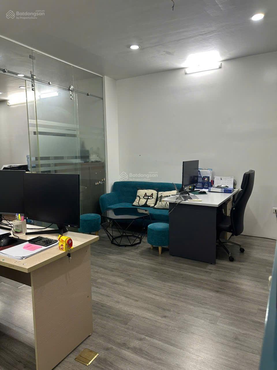 CHO THUÊ NHÀ LIỀN KỀ FIVE STAR ĐÌNH THÔN, DT 65m2, 5 tầng, thang máy. Giá 60 triệu/tháng